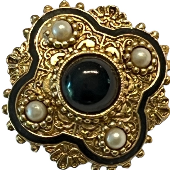 VINTAGE FILIGREE SEED PEARL ONYX BLACK ENAMELED EARRINGS INTRICATE BACK … - Picture 3 of 4